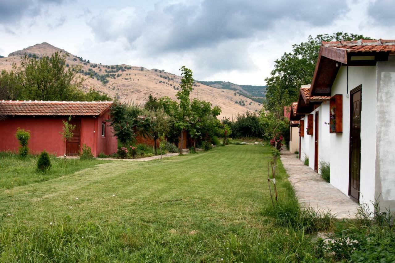 La Livada Villa Greci Eksteriør billede